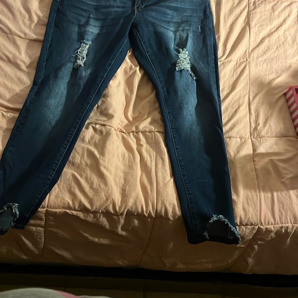 Denim&Co Blue Skinny Jeans with Distressed Details